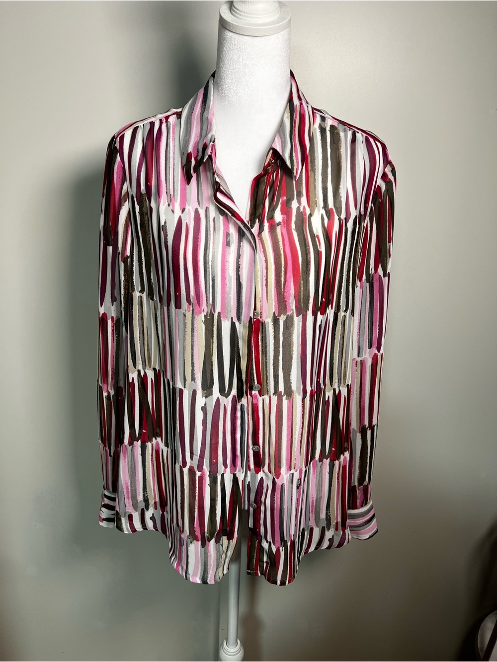 Liz Claiborne Pink, Brown & White Brushstroke Stripe Button-Down Shirt
